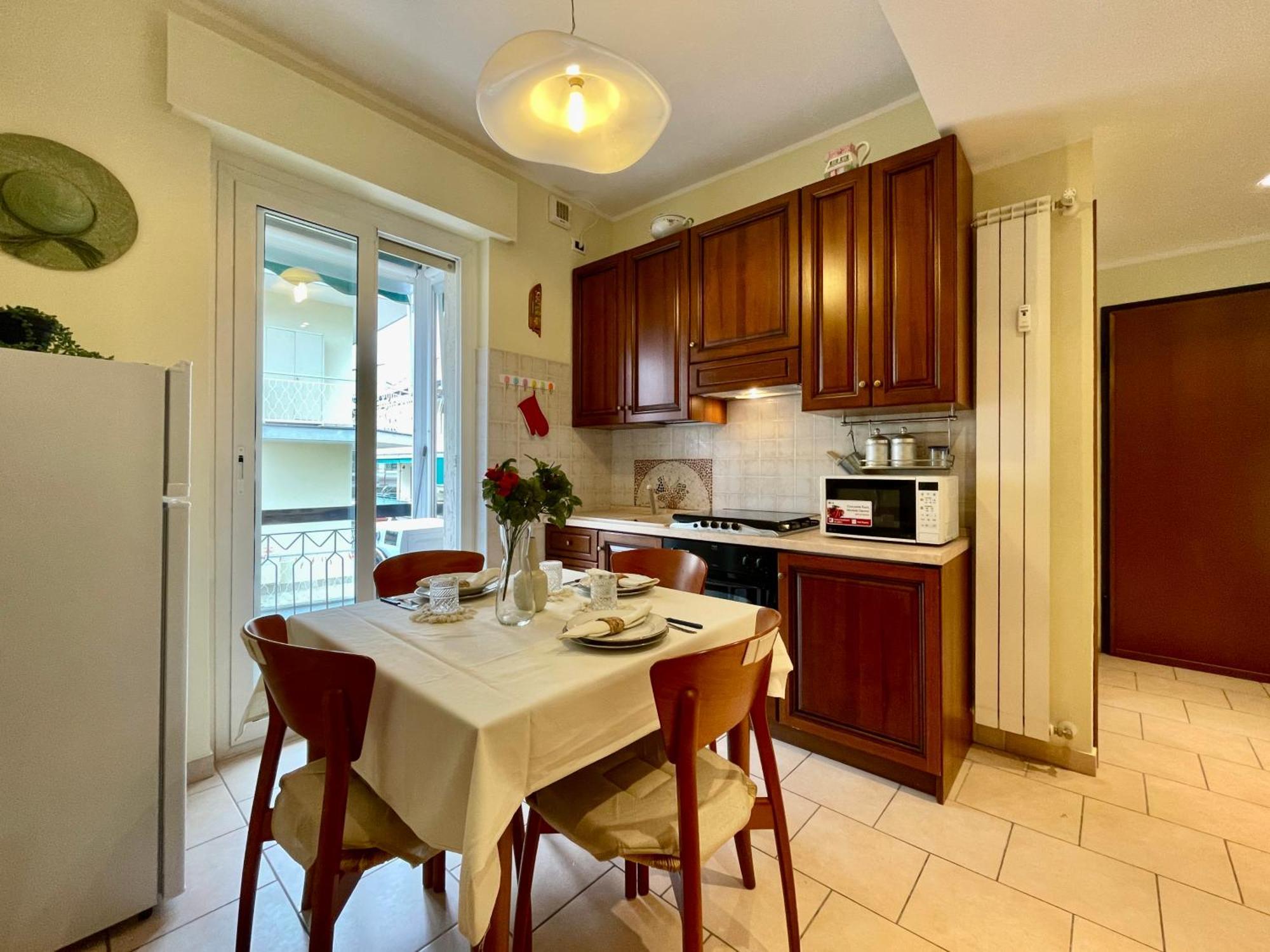 700m Dal Mare Bilocale Con A/c, Ampio Balcone E Wi-fi Apartment Loano